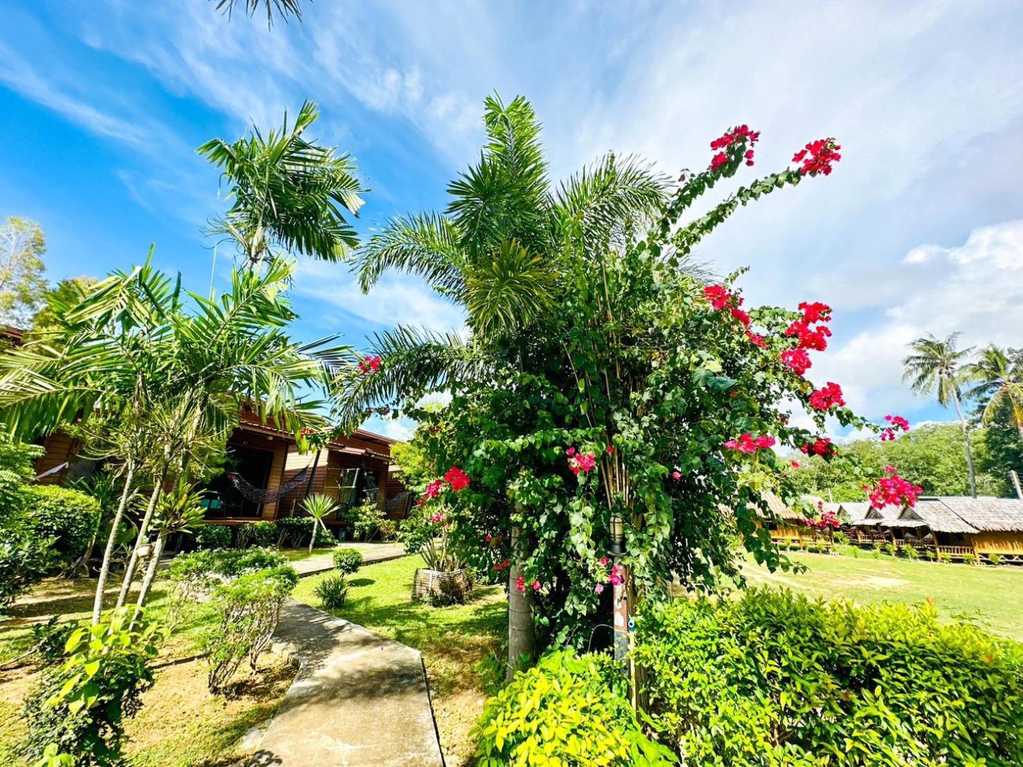 Hotel Baan Check In Ko Lanta Exterior foto